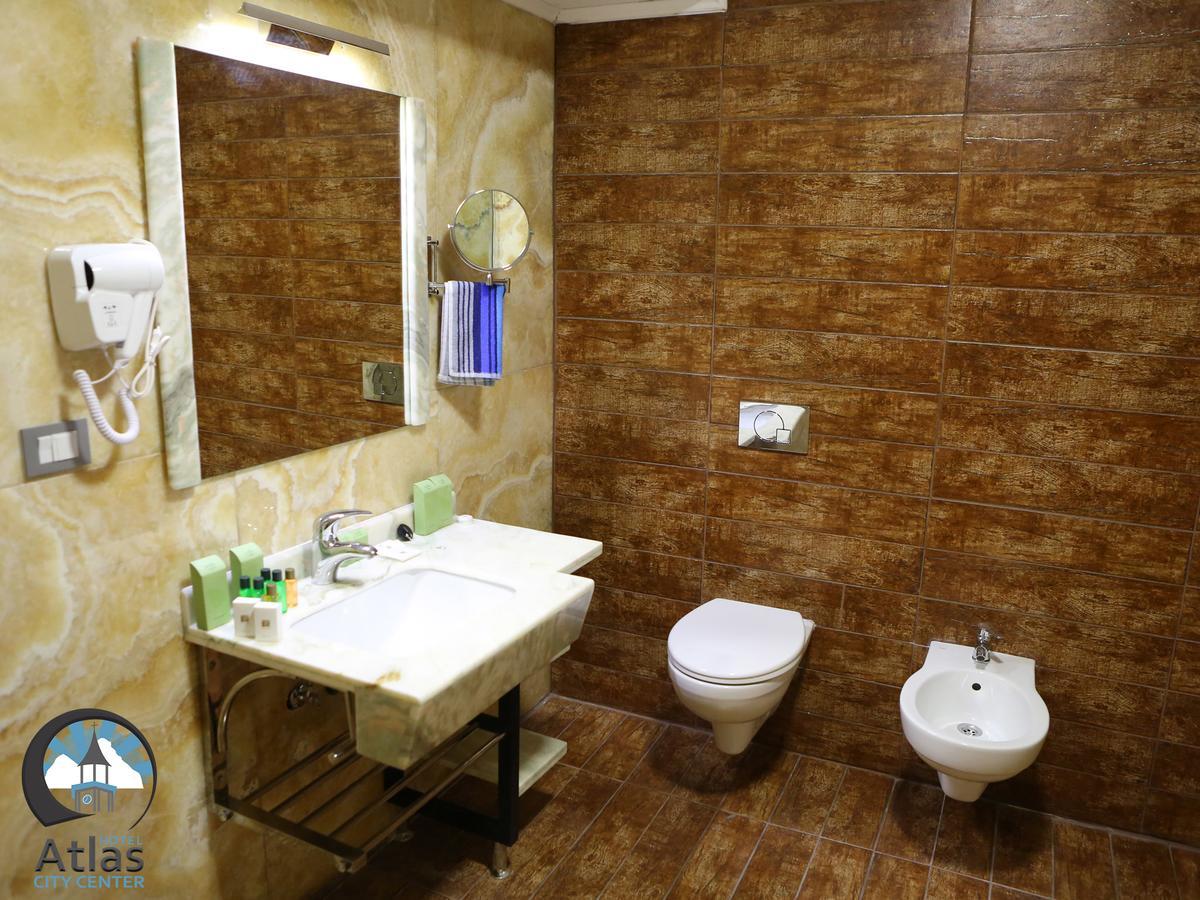 Atlas City Center Hotel ปรีเล็ป ภายนอก รูปภาพ