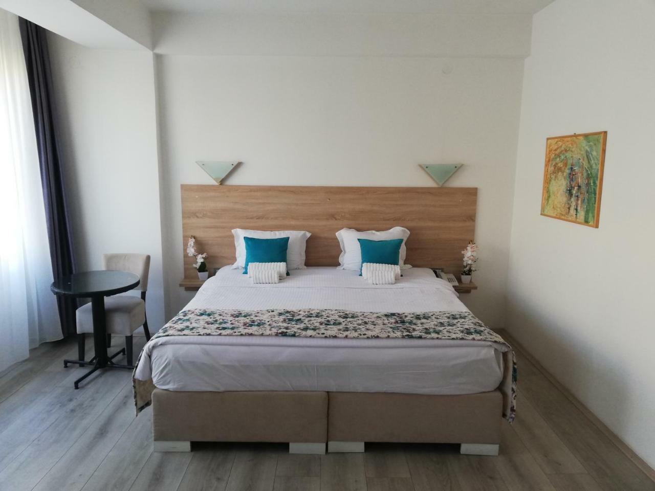 Atlas City Center Hotel ปรีเล็ป ภายนอก รูปภาพ